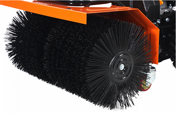 Подметальные машины YARD FOX