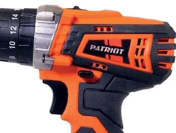 Старый шуруповерт Patriot