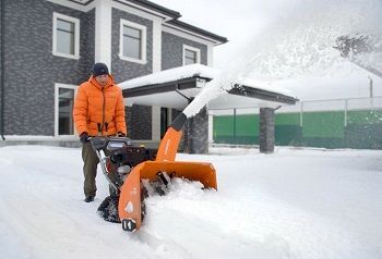 Снегоуборщики для дома
