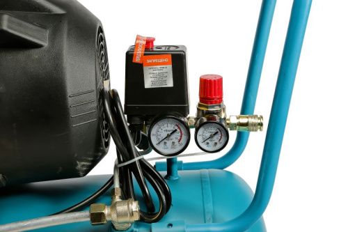 Компрессор воздушный масляный  Sturm AC93250, 2,4кВт,410л/мин, ресивер 50л, прямой привод-Tehinstrument