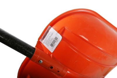 Лопата снегоуборочная 41х41, 5см, морозостойкий пластик, фибергласовый черенок  Sturm-Tehinstrument