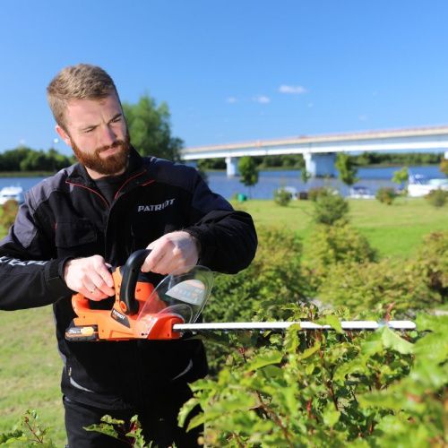 Хедж-триммер аккумуляторный Patriot СН 255 UES-Tehinstrument