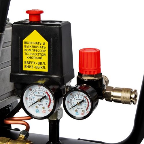 Компрессор поршневой масляный QUATTRO ELEMENTI KM 50-200-Tehinstrument