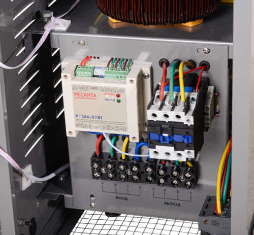 Стабилизатор напряжения РЕСАНТА АСН-15000/3-Ц-Tehinstrument