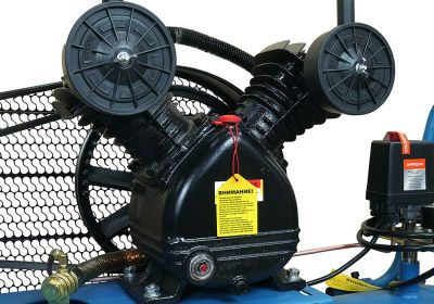 Компрессор воздушный масляный  Sturm AC932100B, 2,4кВт,410 л/мин, ресивер100л,, ременной привод-Tehinstrument