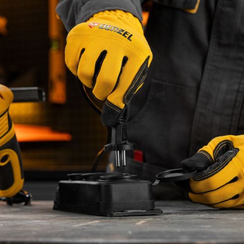 Удлинитель-шнур силовой Top Series, КГТТ, 10м, 3 розетки, 3 x 1,5 мм, 3 м Denzel-Tehinstrument