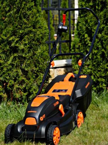 Электрическая газонокосилка DAEWOO DLM 1600E (электрокосилка  ДЭУ 1600Е)-Tehinstrument