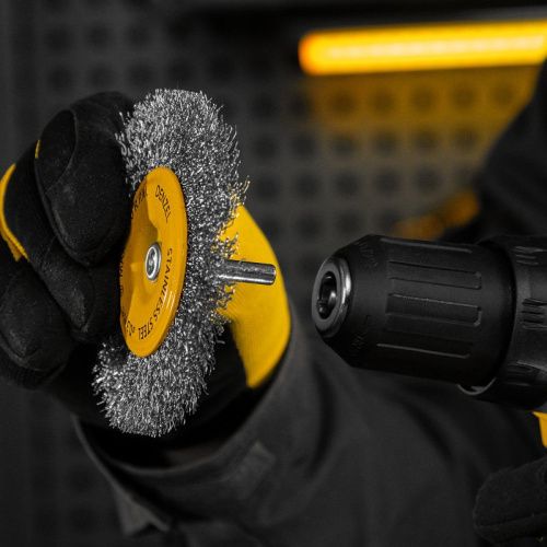 Щетка для дрели 100 мм, Плоская, со шпилькой, нержавеющая витая проволока Denzel-Tehinstrument