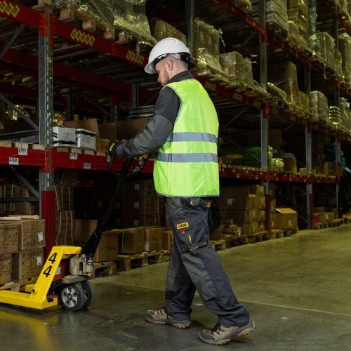 Каска защитная ударопрочная, ABS/PC, плавная регулировка, модель «Форвард» (К-05)белая Denzel-Tehinstrument