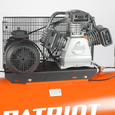 Компрессор поршневой ременной Patriot Remeza СБ 4/С-200 LB 40-Tehinstrument