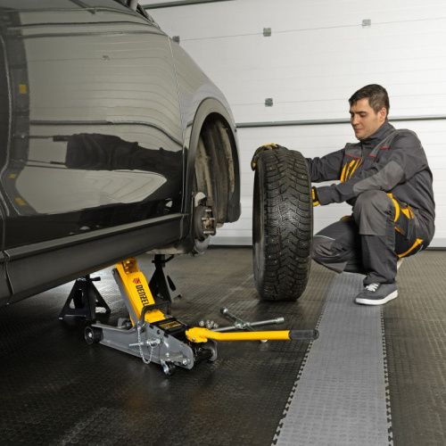 Домкрат гидравлический подкатной с фиксатором, 2,5 т,  85-385 мм, в пласт. кейсе Denzel-Tehinstrument