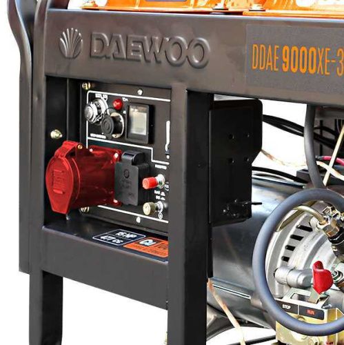 Дизельный генератор DAEWOO DDAE9000DXE-3 (электростанция ДЭУ 9000 DXE-3)-Tehinstrument