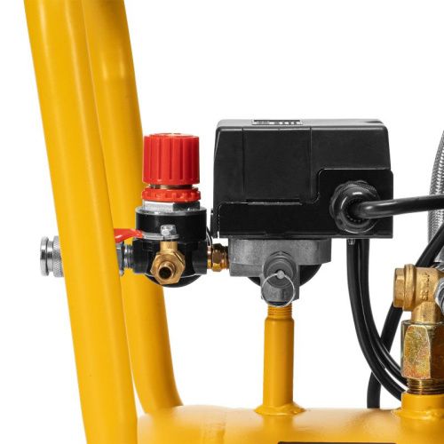 Малошумный безмасляный компрессор Denzel DLP-3000/50-Tehinstrument