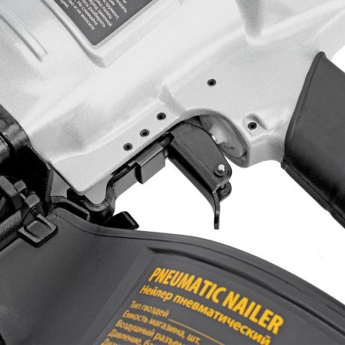 Нейлер пневматический CN70 для гвоздей CNW от 45 до 70 мм// Denzel-Tehinstrument