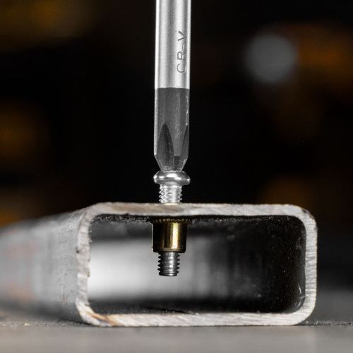 Заклепки резьбовые, стальные, оцинкованные, М4, пластиковый кейс, 140 шт. Denzel-Tehinstrument