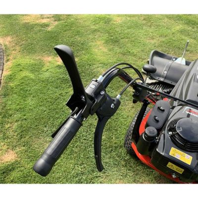 Гидростатическая бензиновая подметальная машина Tielbuerger TK48 Hydro с двигателем Briggs&Stratton-Tehinstrument