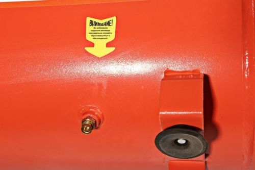 Компрессор воздушный масляный  Sturm AC93166, 1,6кВт, 250л/мин, ресивер 50л, прямой привод-Tehinstrument