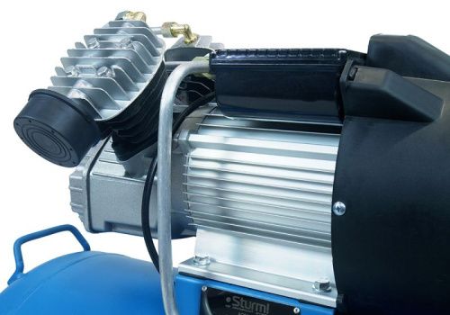 Компрессор воздушный масляный  Sturm AC932100, 2,4кВт, 410л/мин, ресивер 100л, прямой привод-Tehinstrument