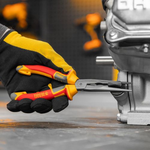 Длинногубцы прямые, диэлектрические рукоятки до 1000 В, трехкомпонентные рукоятки, 205мм Denzel-Tehinstrument