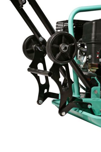 Виброплита бензиновая  Sturm PC8811DKW-Tehinstrument