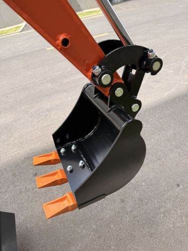 Мини-экскаватор полноповоротный GROST EX-700-Tehinstrument
