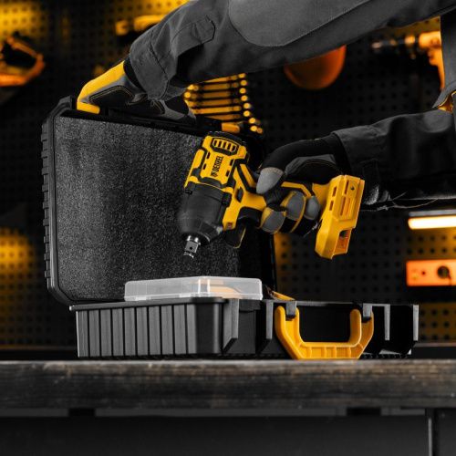 Бесщеточный аккумуляторный ударный гайковерт Denzel CIWH-BL-20-500, Li-Ion, 20 В-Tehinstrument