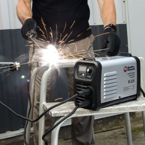Аппарат электродной сварки, инвертор QUATTRO ELEMENTI B 225-Tehinstrument