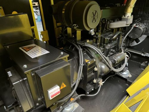 Дизельный генератор Vektor AD-20Y-T400 в шумозащитном кожухе с АВР-Tehinstrument