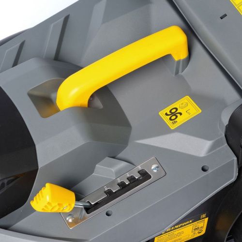 Газонокосилка эл. CHAMPION EM4318 (1,8 кВт пласт.+ткань травосб. 52л ширина 430мм 30-75мм, 12,9кг)-Tehinstrument