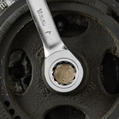 Ключ комбинированный трещоточный, 18 мм, CrV, матовый хром Denzel-Tehinstrument