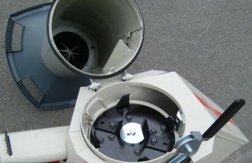 Электрический садовый измельчитель Cramer KOMPOSTMEISTER 2400 (измельчитель Крамер KOMPOSTMEISTER 2400)-Tehinstrument