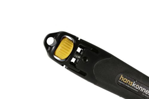 Нож 18мм, доп. фиксирующий винт, лезвие SK2 0.7мм, Hanskonner-Tehinstrument