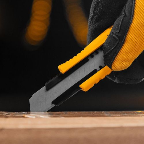 Лезвия, 18 мм, сталь SK5 - 0,5 мм, многосегментные, 10 штук Denzel-Tehinstrument