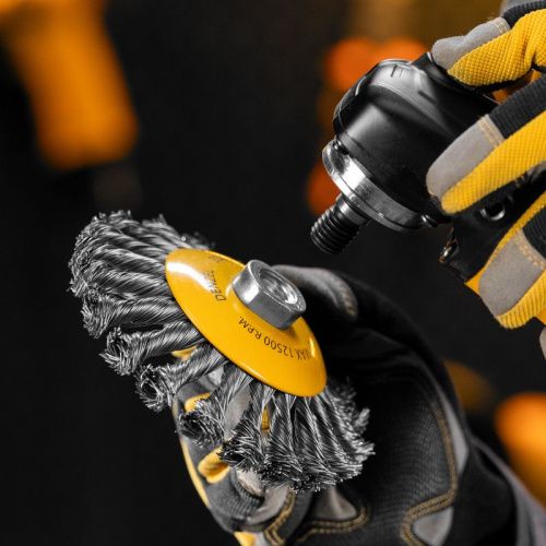 Щетка для УШМ, 125 мм, "Тарелка", крученая нержавеющая проволока 0.5 мм, М14 Denzel-Tehinstrument