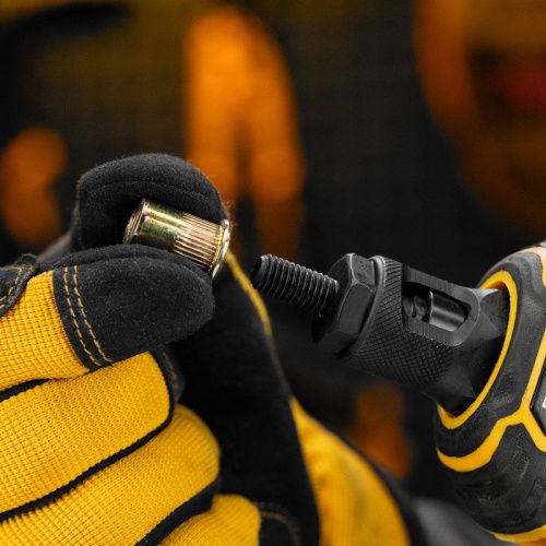 Заклепки резьбовые, стальные, оцинкованные, М8, пластиковый кейс, 40 шт. Denzel-Tehinstrument