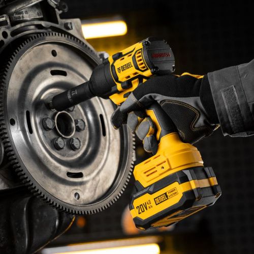 Бесщеточный аккумуляторный ударный гайковерт Denzel CIWH-BL-20-500, Li-Ion, 20 В-Tehinstrument