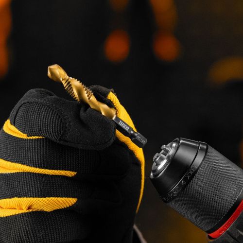 Сверло-метчик М10 х 1,5 мм, Р6М5// Denzel-Tehinstrument