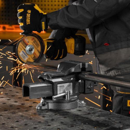 Тиски слесарные BVH-100, 100 мм, поворотные, стальная направляющая, с наковальней //Denzel-Tehinstrument