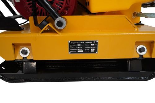 Habert Виброплита Habert H-C95TH (GX160)-Tehinstrument