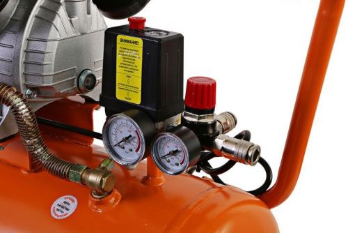 Компрессор воздушный масляный ВКС-9325С СОЮЗ, 2,4кВт, 410л/мин, 50л., прямой привод-Tehinstrument