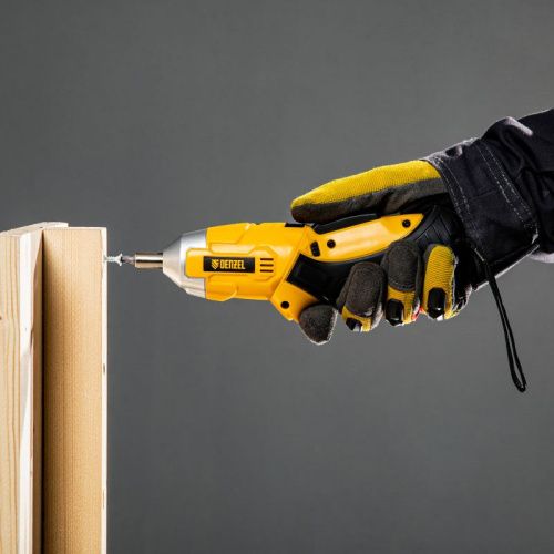 Отвертка DENZEL CSL-3,6-02, с аккумулятором 3.6 В Li-Ion, 1.3 Ач, в блистере-Tehinstrument