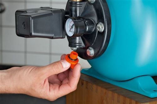 Автоматическая насосная станция GARDENA 3000/4 Classic (насосная станция Гардена 3000/4 Classic)-Tehinstrument