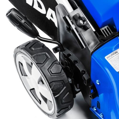 Бензиновая газонокосилка Hyundai L 4220-Tehinstrument