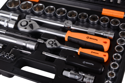Набор инструментов АВТО, 1/2" , 1/4" , CrV, в кейсе 94 предм Вихрь-Tehinstrument