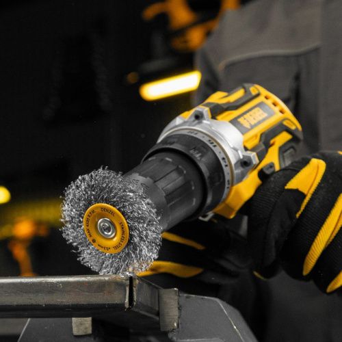 Щетка для дрели, 50 мм, Плоская, со шпилькой, нержавеющая витая проволока Denzel-Tehinstrument