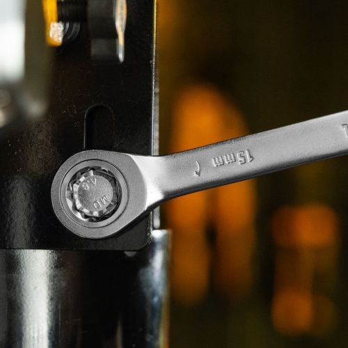 Ключ комбинированный трещоточный, 15 мм, CrV, матовый хром Denzel-Tehinstrument