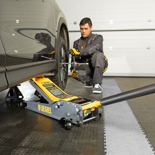 Домкрат гидравлический подкатной, 3 т, 85-610 мм, быстрый подъем, низ. подхват, проф, SUV Denzel-Tehinstrument