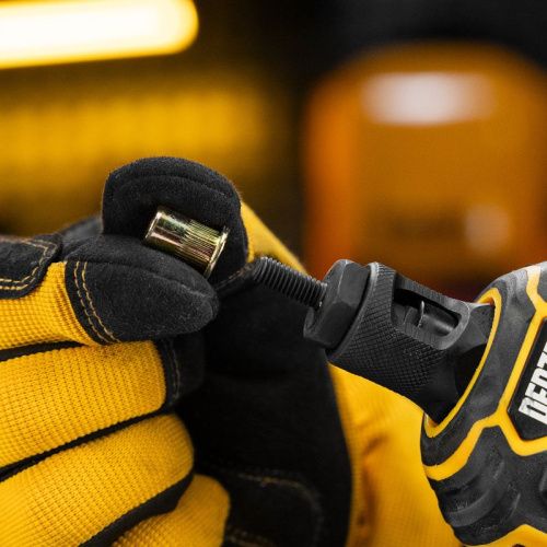 Заклепки резьбовые, стальные, оцинкованные, М6, пластиковый кейс, 70 шт. Denzel-Tehinstrument