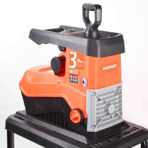 Электрический садовый измельчитель Patriot PT SE30 (измельчитель Патриот PT SE30)-Tehinstrument