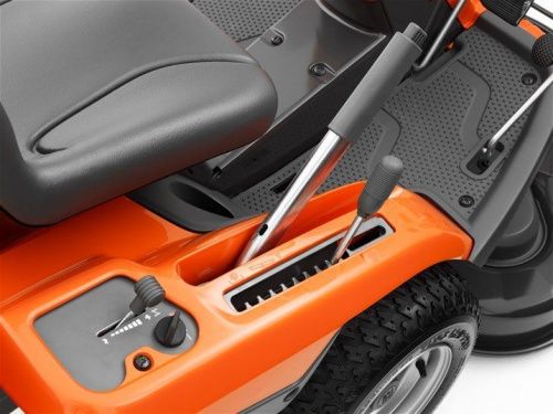 Трактор-газонокосилка райдер Husqvarna R 422Ts AWD-Tehinstrument